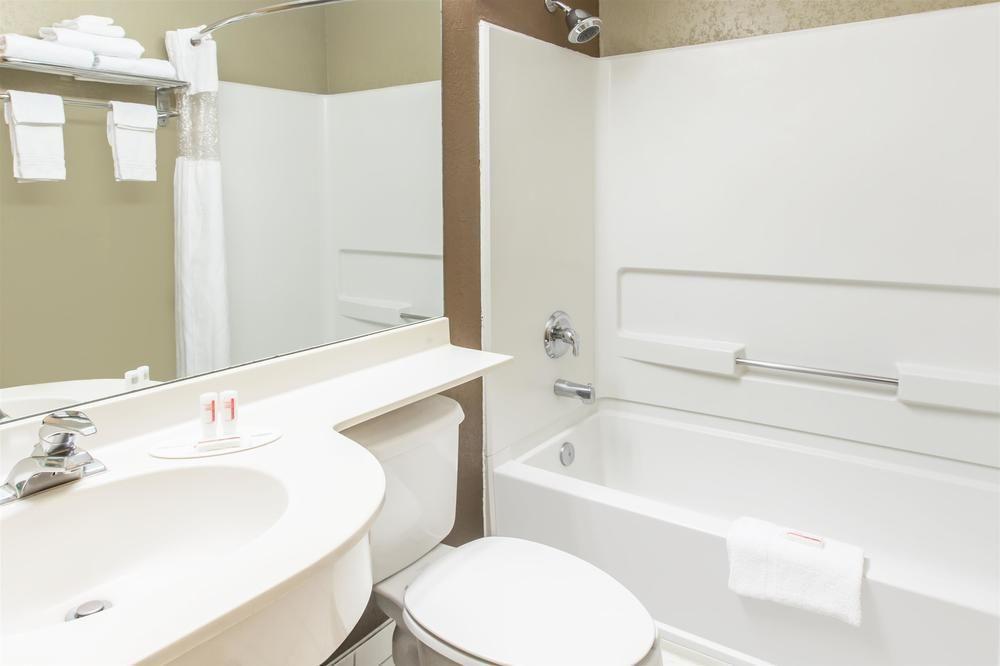 Quality & - Cherokee Area Hotel
