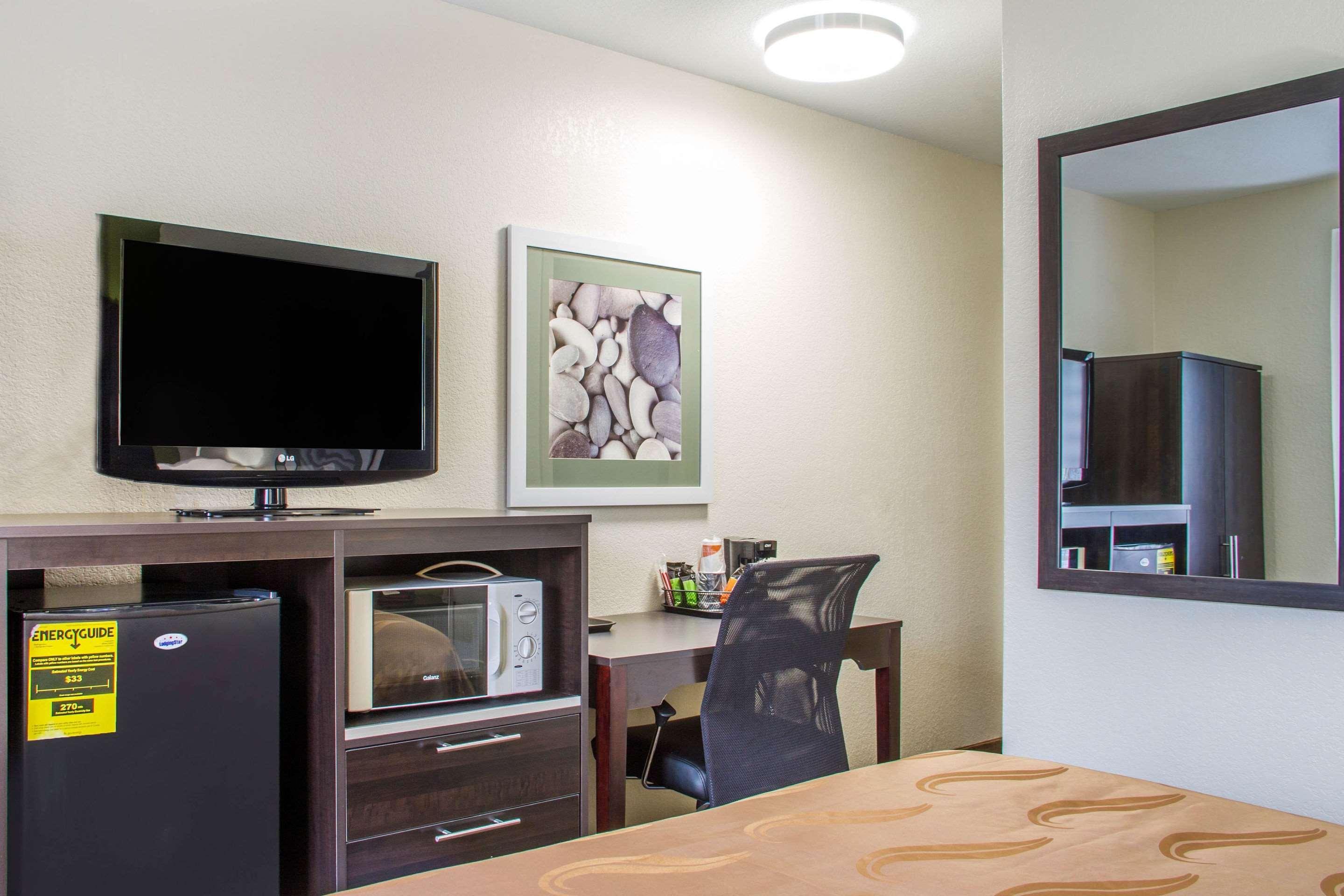 Hotel Quality & - Cherokee Area