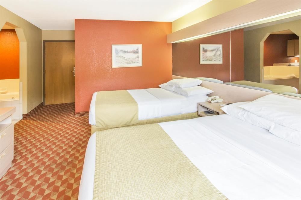Hotel Quality & - Cherokee Area 2*